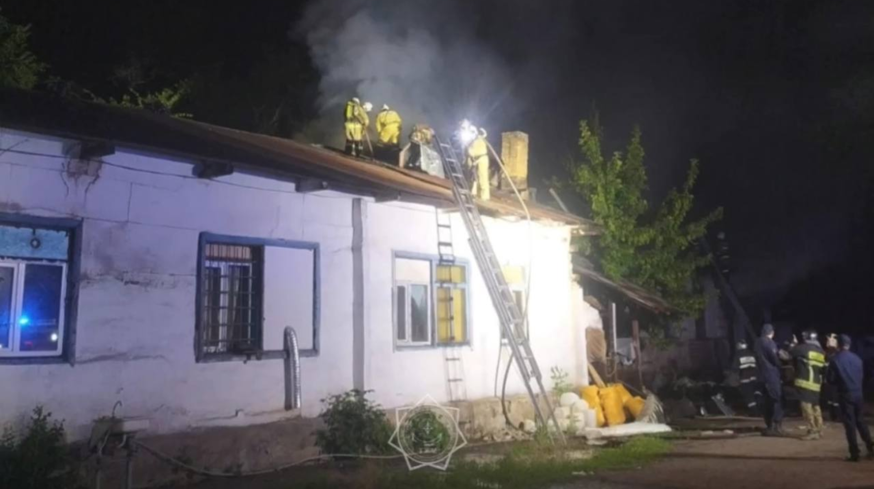 Алматыда матрас шығаратын цехтен өрт шықты