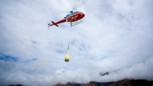 Қытайлық AC311A тікұшағы жүк тасымалдау сынақтарынан сәтті өтті