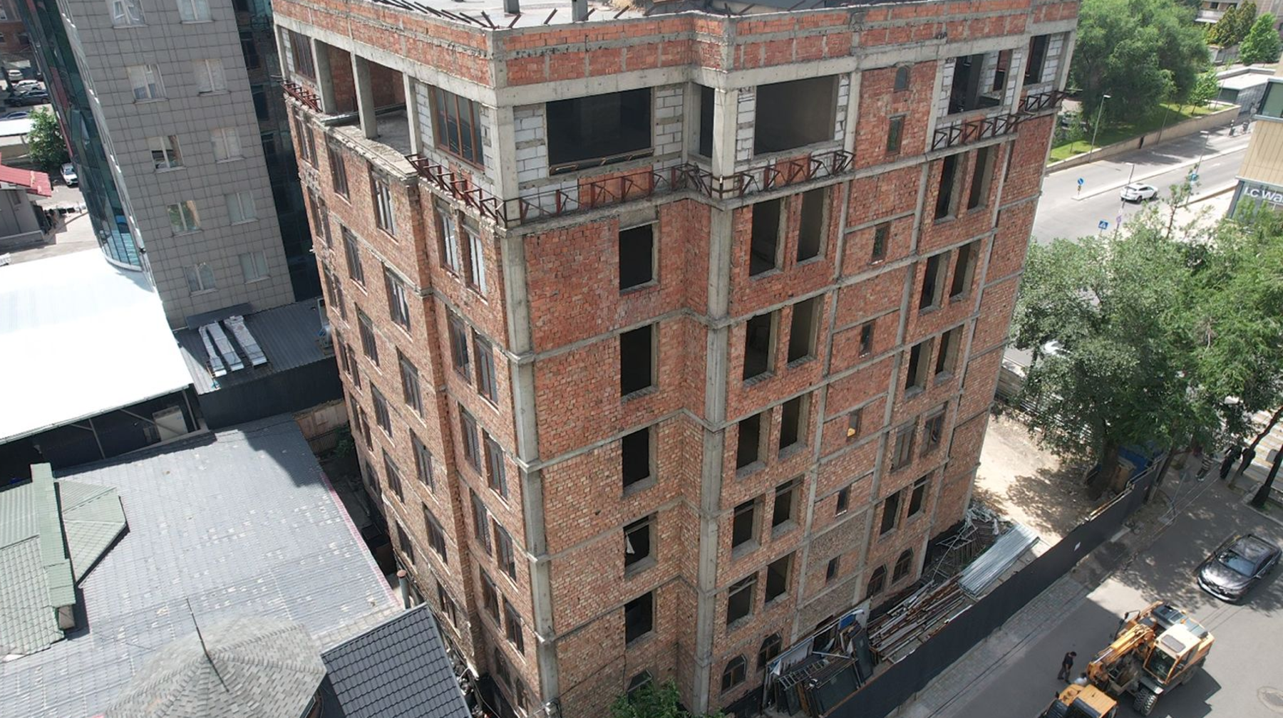 Алматыда сот шешімі бойынша ірі құрылыс нысаны бұзылады