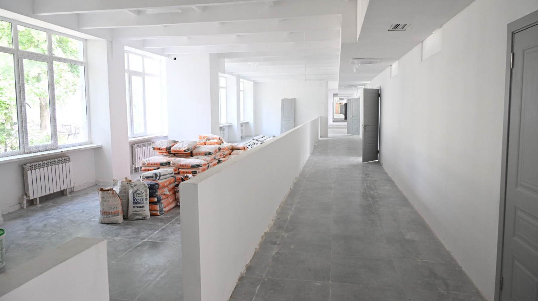 Алматы әкімі № 9 мектепті оқу жылы басталғанға дейін күрделі жөндеуден өткізуді тапсырды