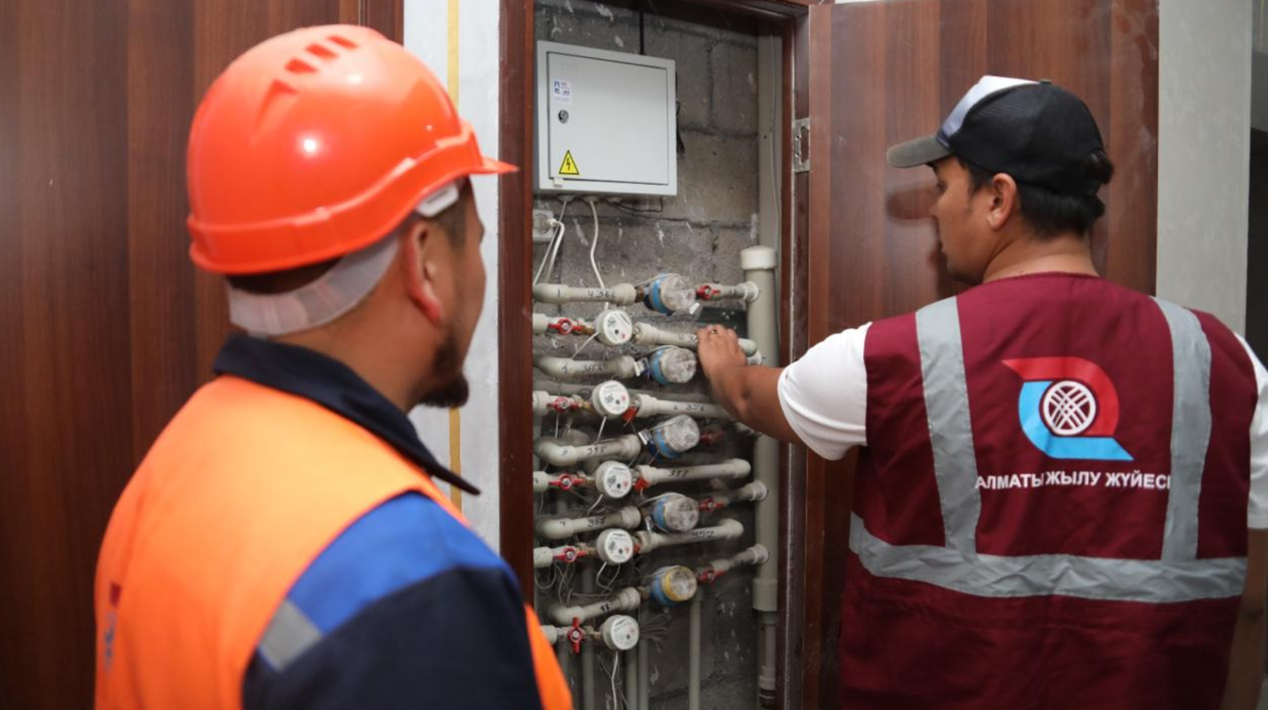 Алматыда борышкерлердің пәтеріндегі ыстық суы өшіріледі