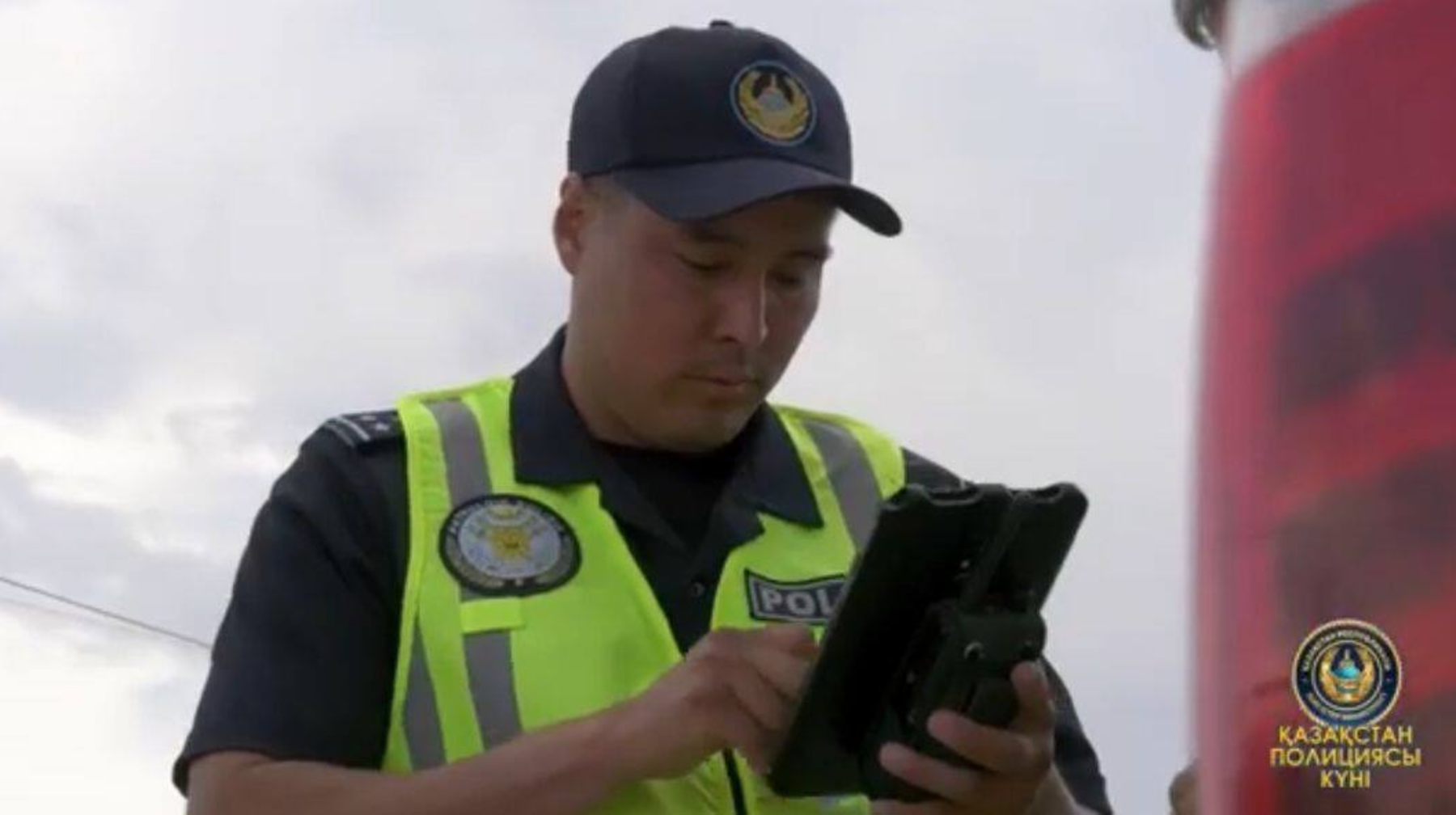 Алматы полициясында Қазақстан полициясының құрдасы қызмет етеді 