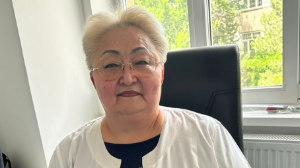 Офицер жедел жәрдем дәрігерін бір жарым сағат үйінде қамап ұстаған