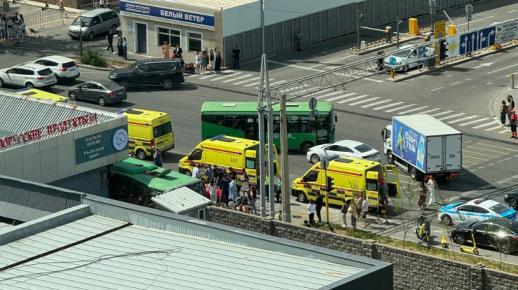 Алматыдағы автобус апатынан бір адам қаза тапты