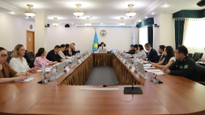 Еңбекминінде адамдарды заңсыз әкетуге, әкелуге және сатуға қарсы күрес мәселелері талқыланды