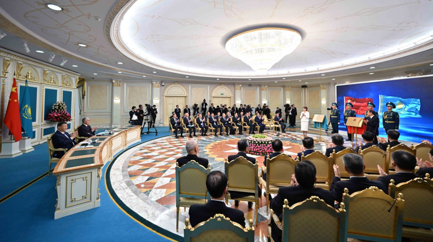 Астана халықаралық университетінің базасында Бейжің Тіл және мәдениет университетінің филиалын ашылды