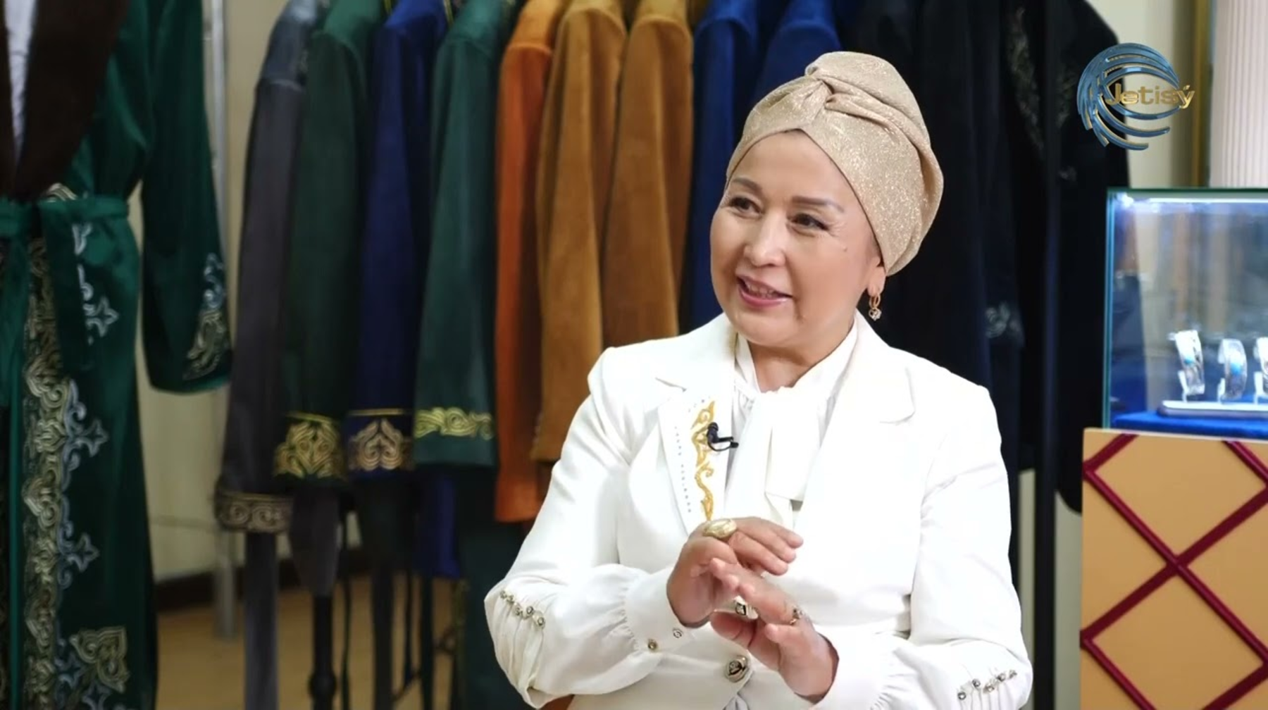 Біз жақсы оқушы емес, жақсы адам тәрбиелеуіміз керек