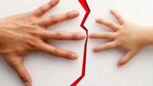 Қазақстанда  300-ден астам адам ата-ана құқынан айырылды