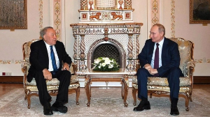 Нұрсұлтан Назарбаев Владимир Путинмен кездесті