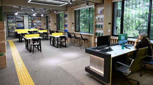 Алматыда көру және есту қабілеті нашар адамдарға арналған заманауи кітапханалар ашылды