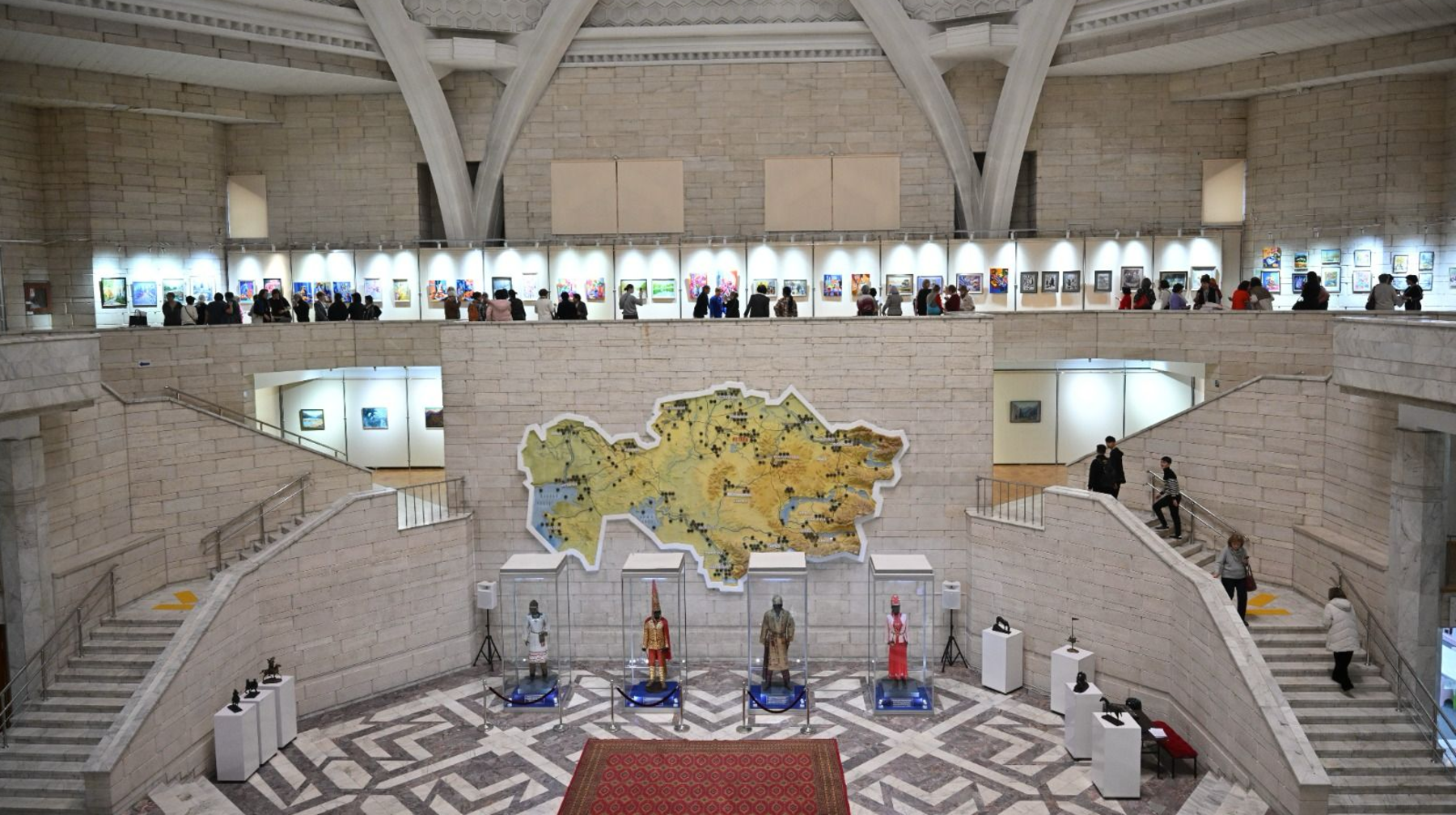 Алматыда «Көктемгі рапсодия» көрмесі ашылды