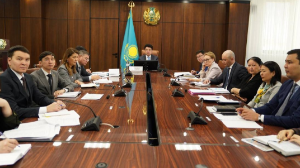 Ғани Бейсембаев мәслихат депутаттарымен кездесу өткізді