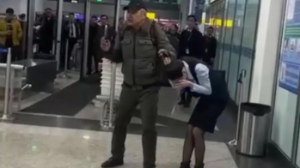 Алматы әуежайында қызды кепілге алған ер адам сотталды