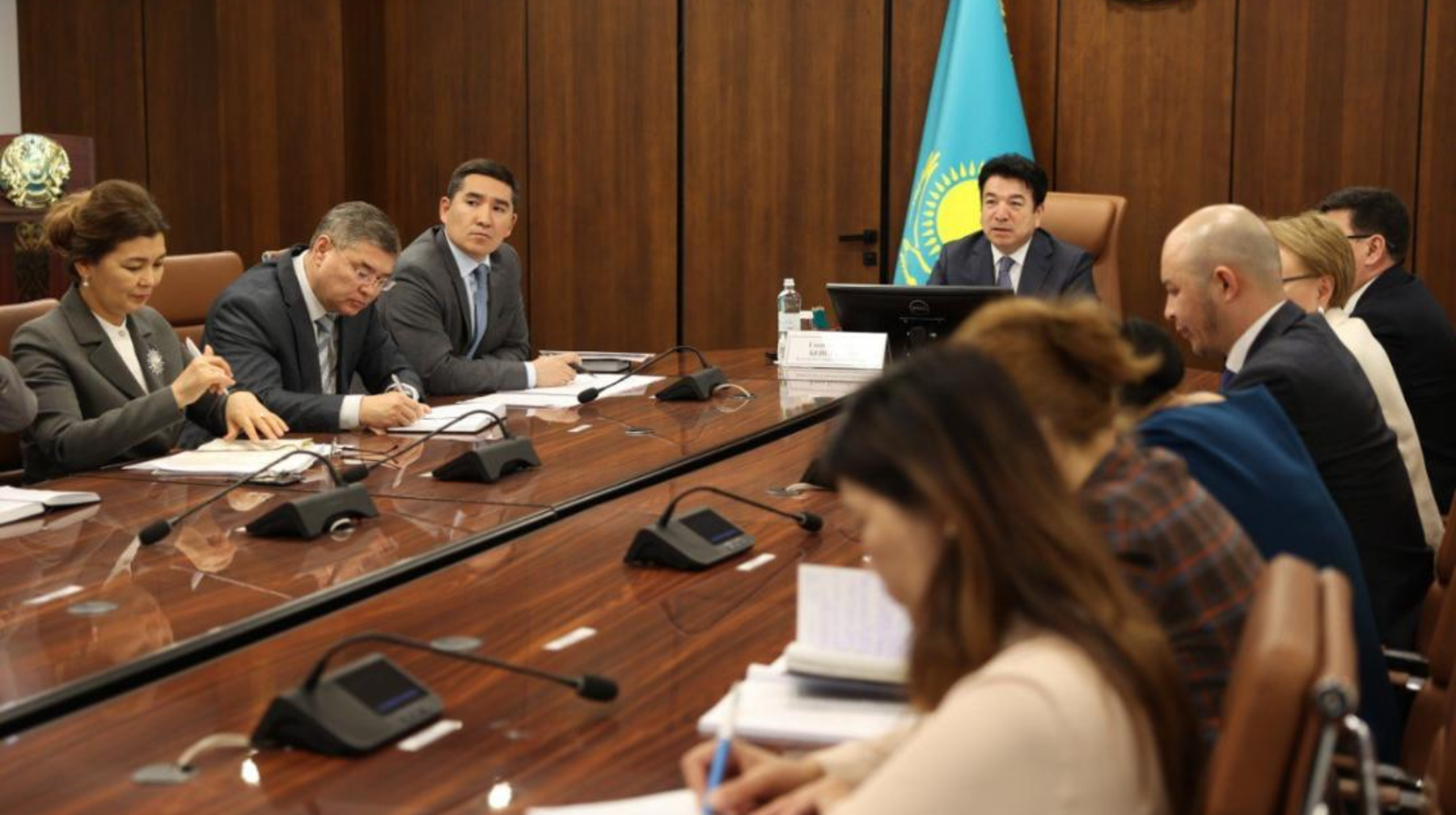 Еліміздің үздік ұстаздары мектептерге тәлімгерлік етеді