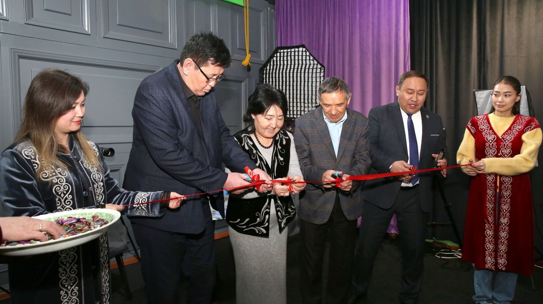 «Alatau Aqparat» медиахолдингінің подкаст-студиясы ашылды