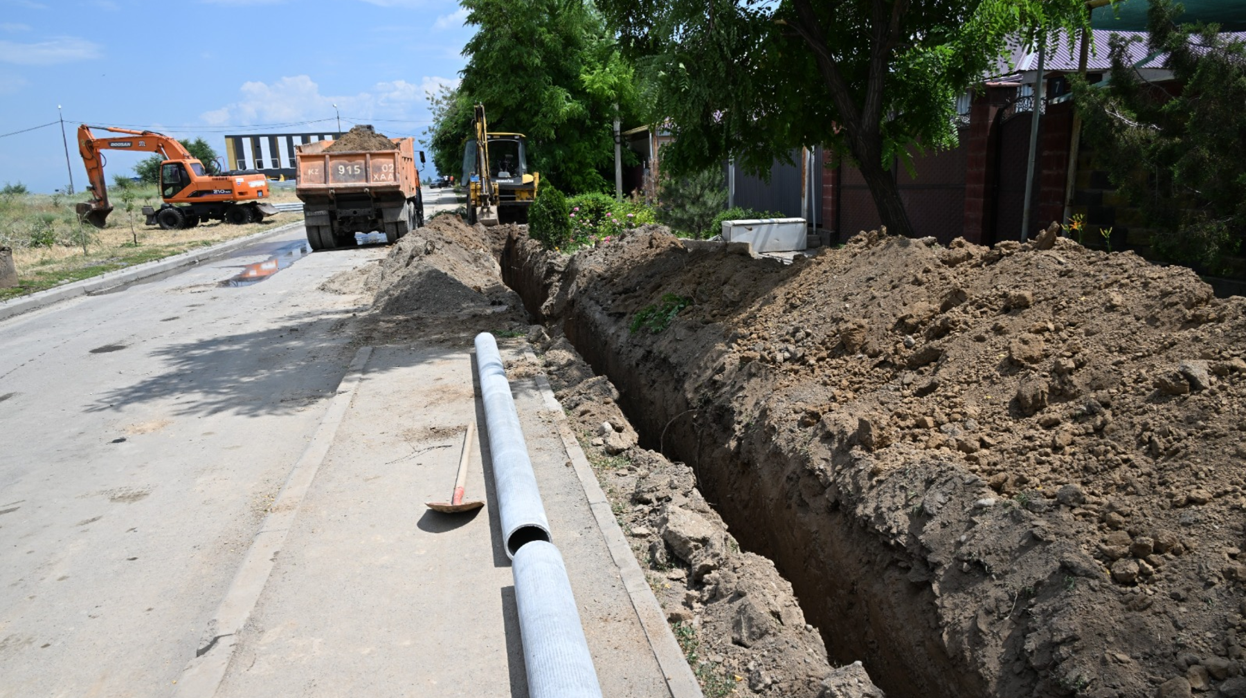 Алматының Алатау ауданында 270 км сумен жабдықтау және су бұру желілері салынады