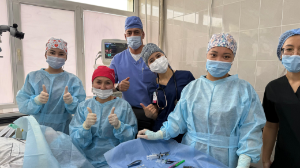 Алматыда алғаш рет көз нұрлы қабығын алмастыру отасы жасалды