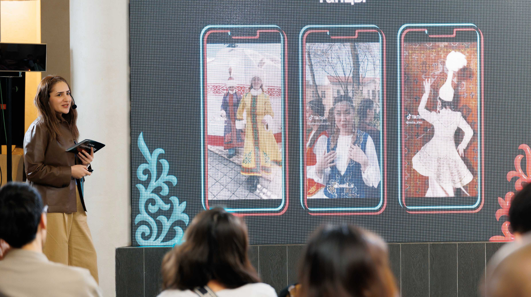 Наурыз мерекесі туралы 180 мың видео