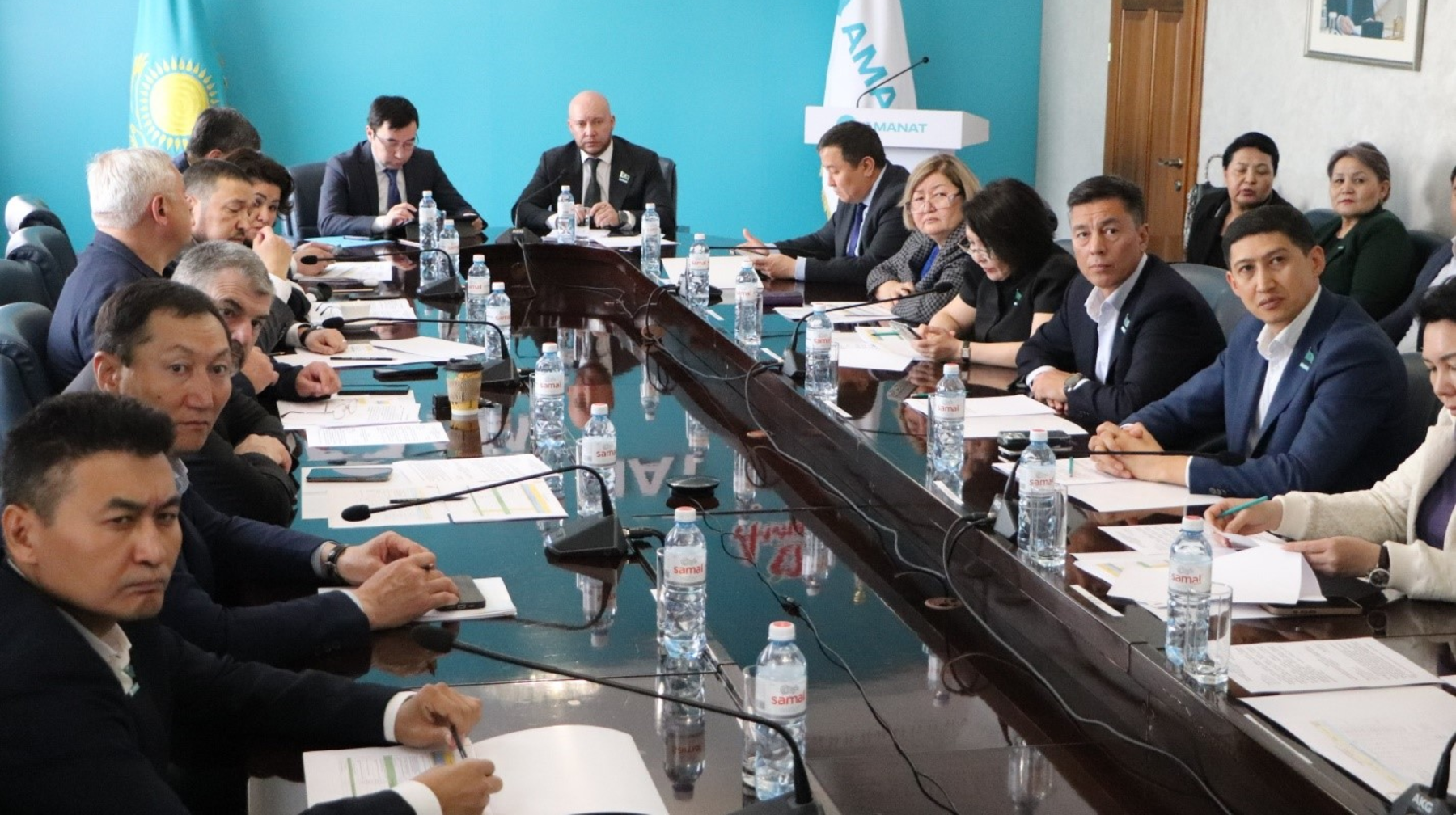 Алматыда «AMANAT» партиясының Сайлауалды бағдарламасын іске асыруға арналған кеңейтілген отырыс өтті