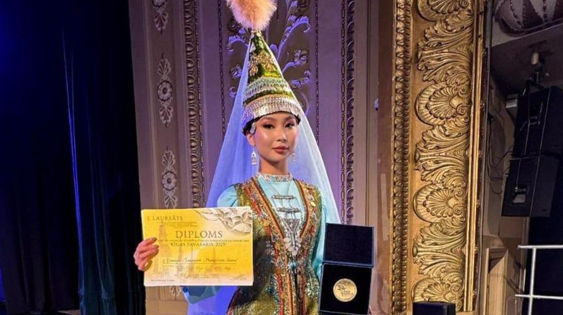 «Гүлдер» ансамблінің солисі халықаралық байқауда екі "алтын" алды