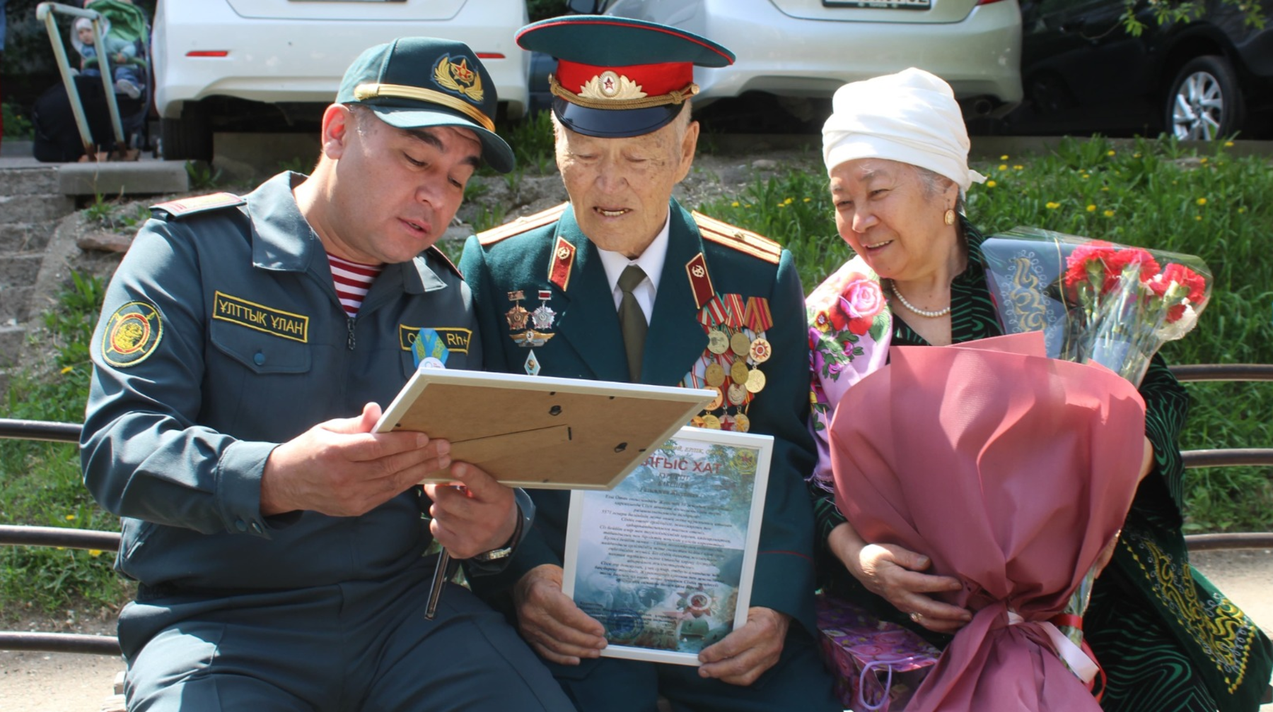 Алматылық тыл ардагеріне құрмет көрсетілді
