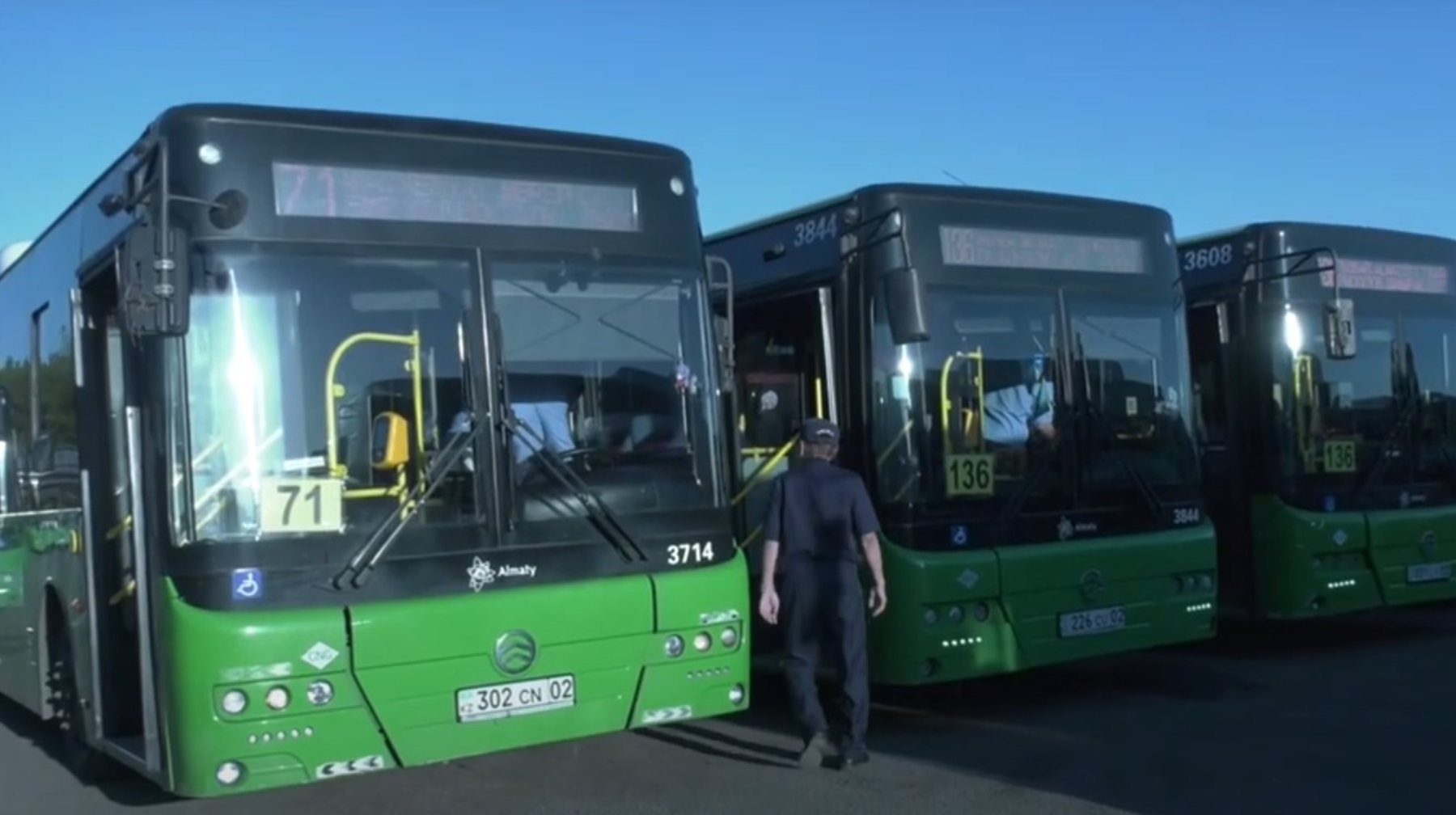 Алматыда жолаушылар тасымалы күшейтілген бақылауға алынды