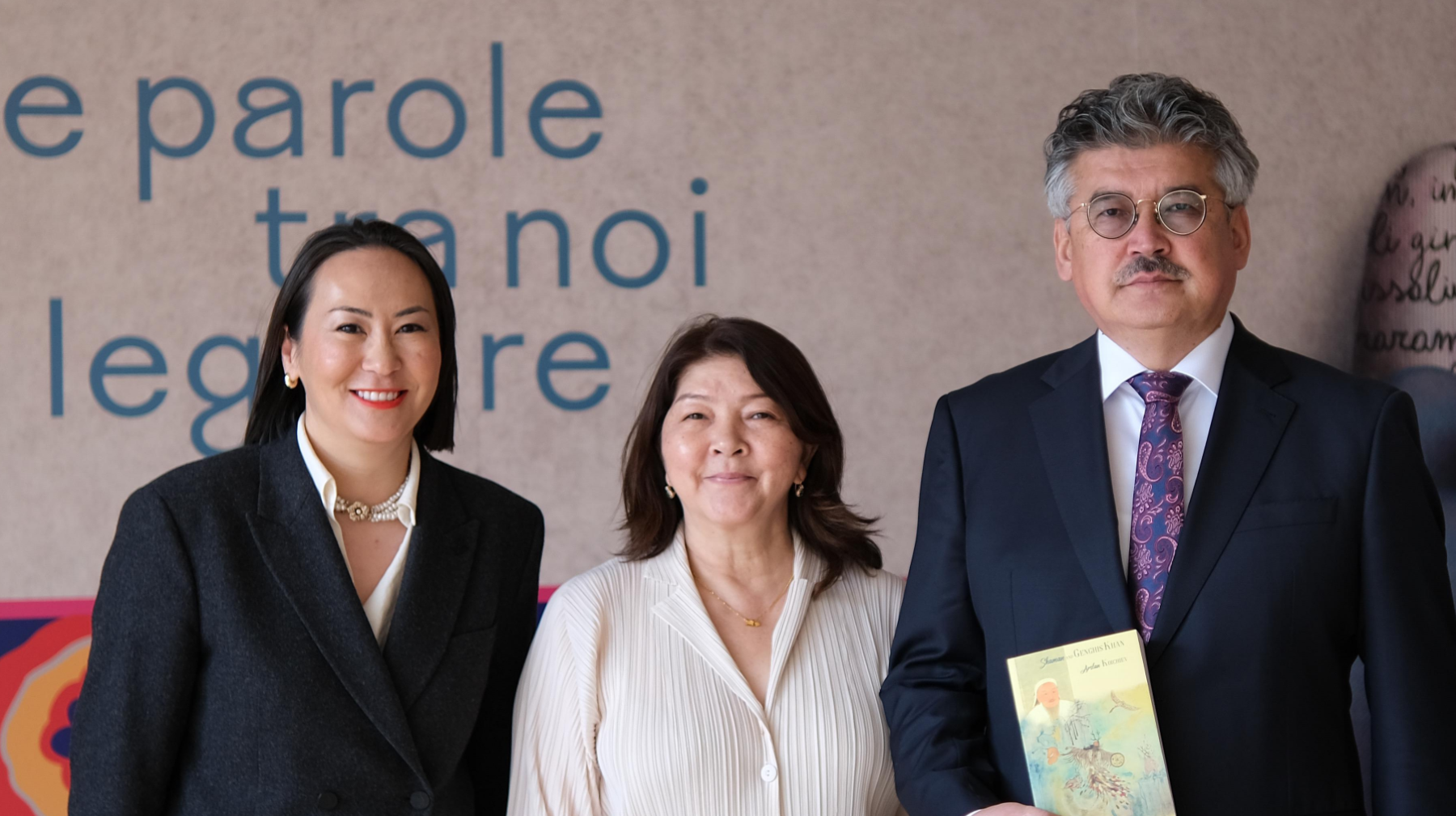 Италияда «Шаман және Шыңғыс хан» кітабының тұсаукесері өтті 