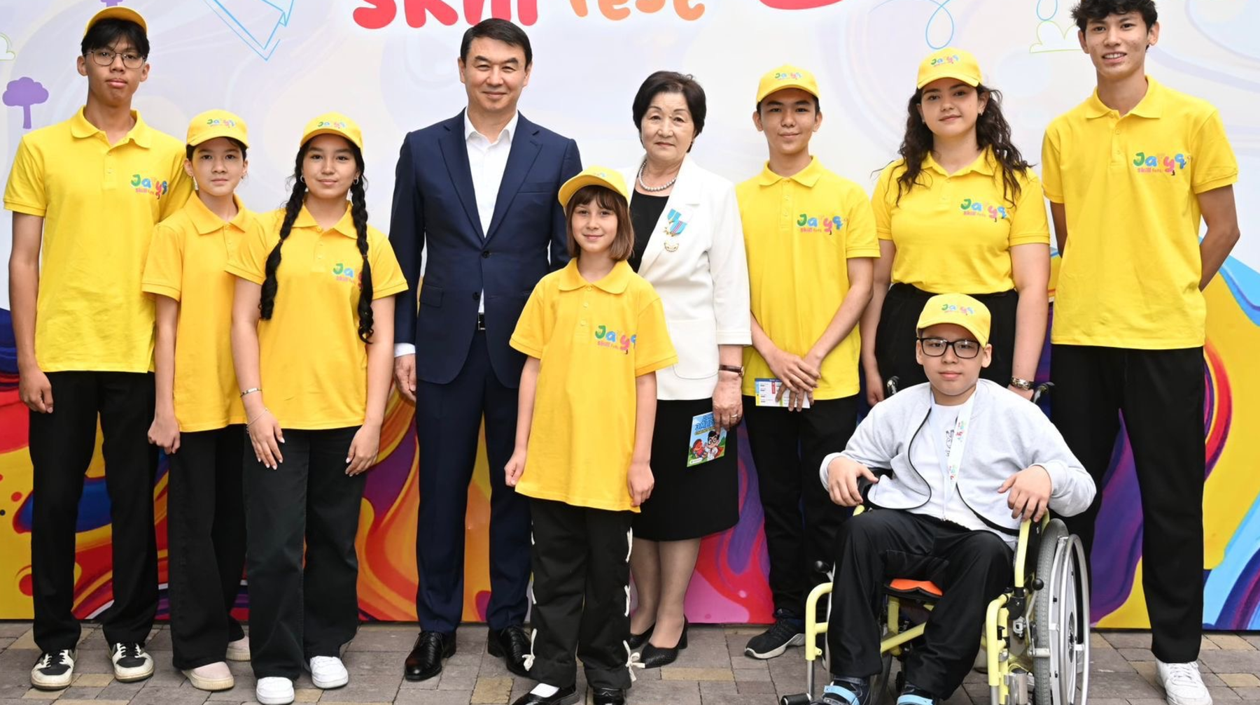 Алматы қаласының әкімі Дархан Сатыбалды «BALA FEST. JARYQ SKILL FEST» фестиваліне қатысты