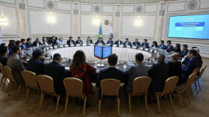 Депутаттар демалысқа кетті