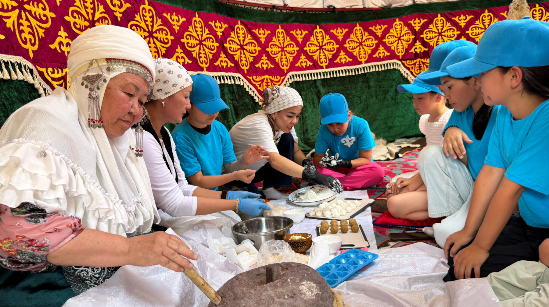 Алматы мектептеріндегі лагерьлерде балалар қалай демалып жатыр?