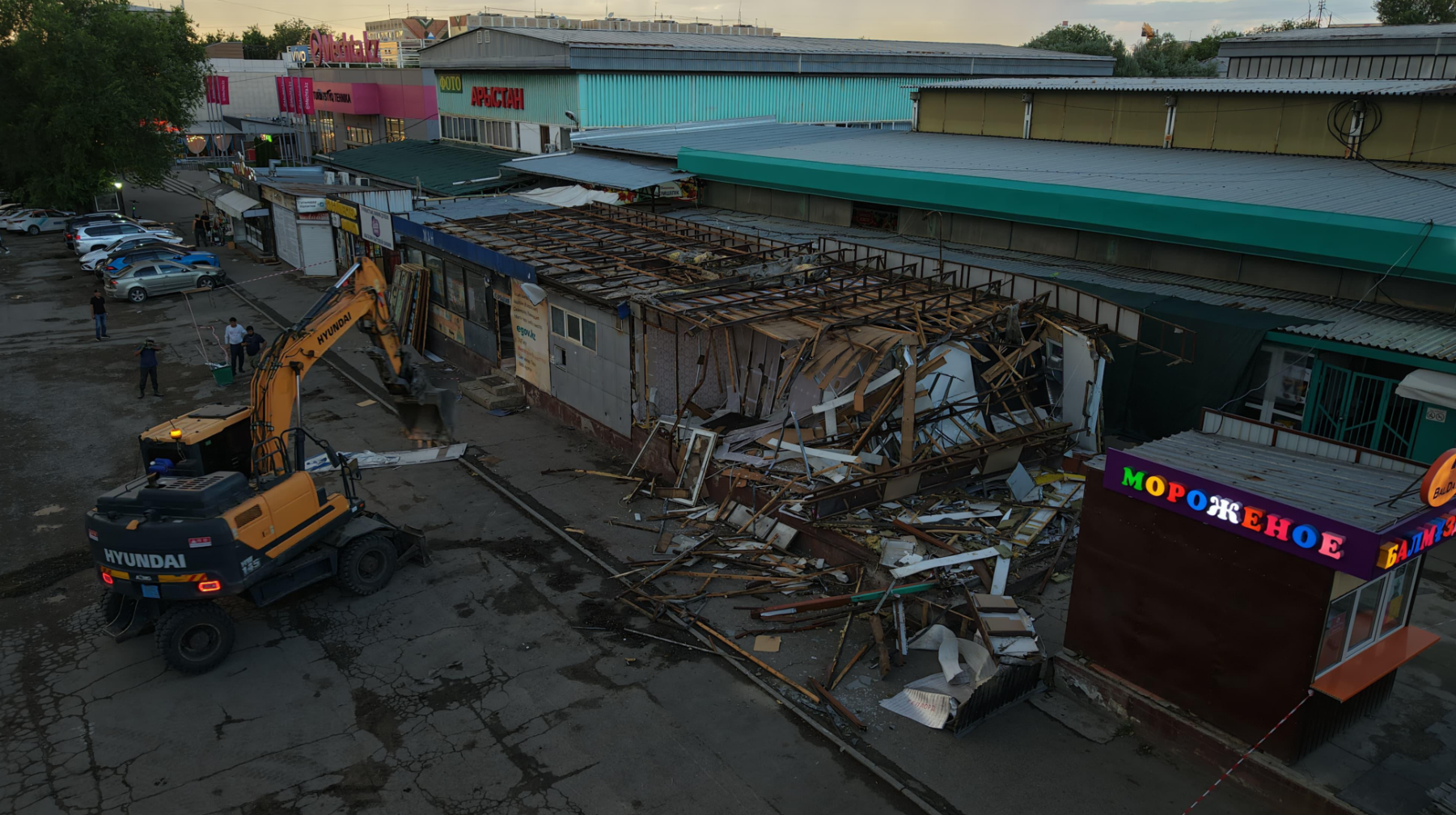 Алматыда "Арыстан" базары сүріліп жатыр