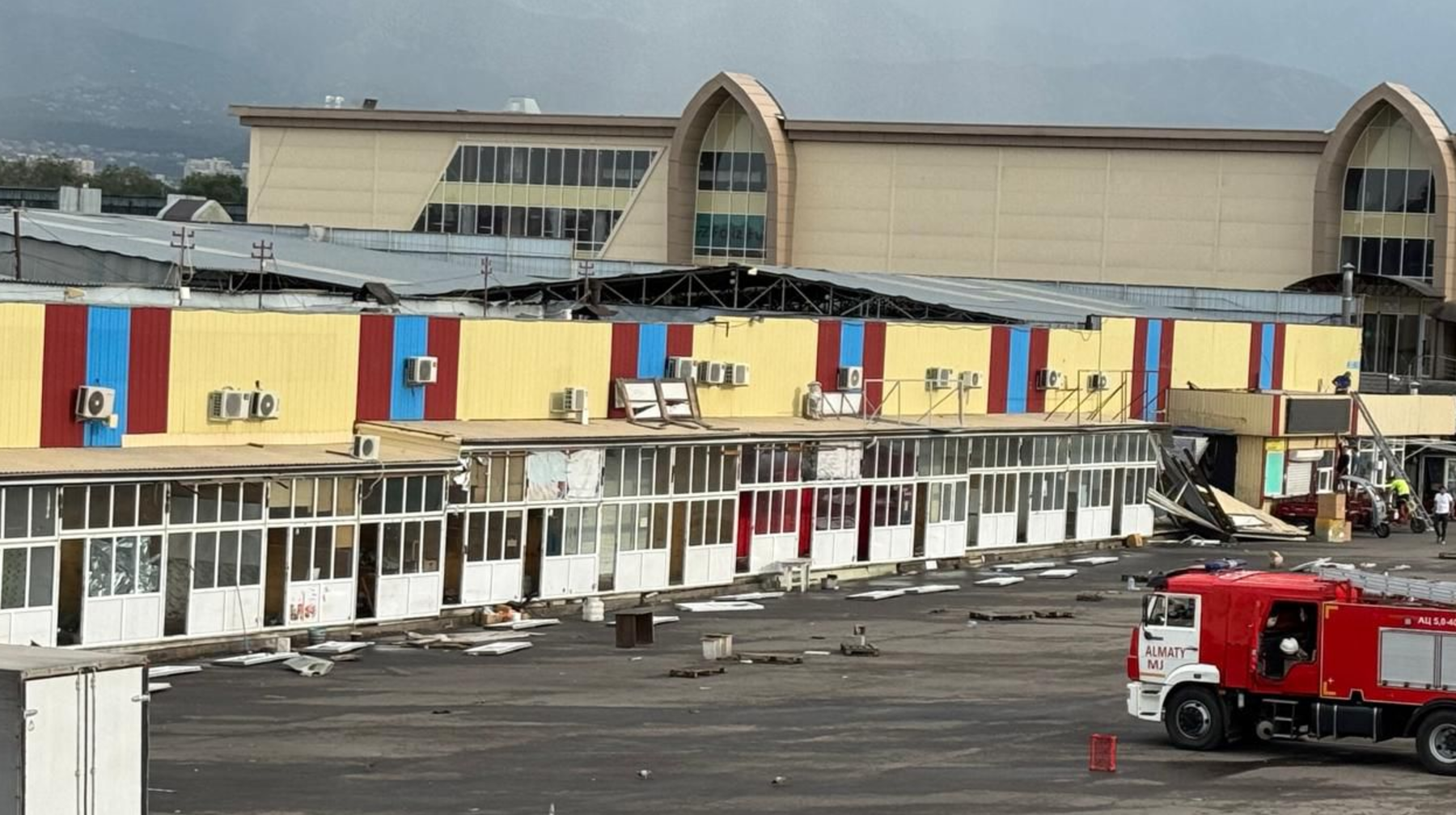 Алматыда автотұрақтардағы 67 заңсыз сауда нүктесі сүріліп жатыр