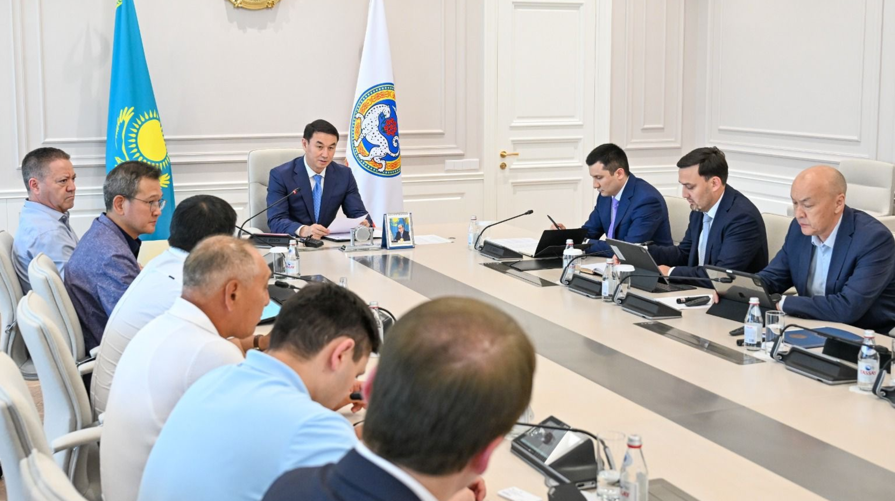 Алматы әкімі инвесторларға қолдауды күшейтіп, жобаларды жүзеге асыруды жеделдетуді тапсырды