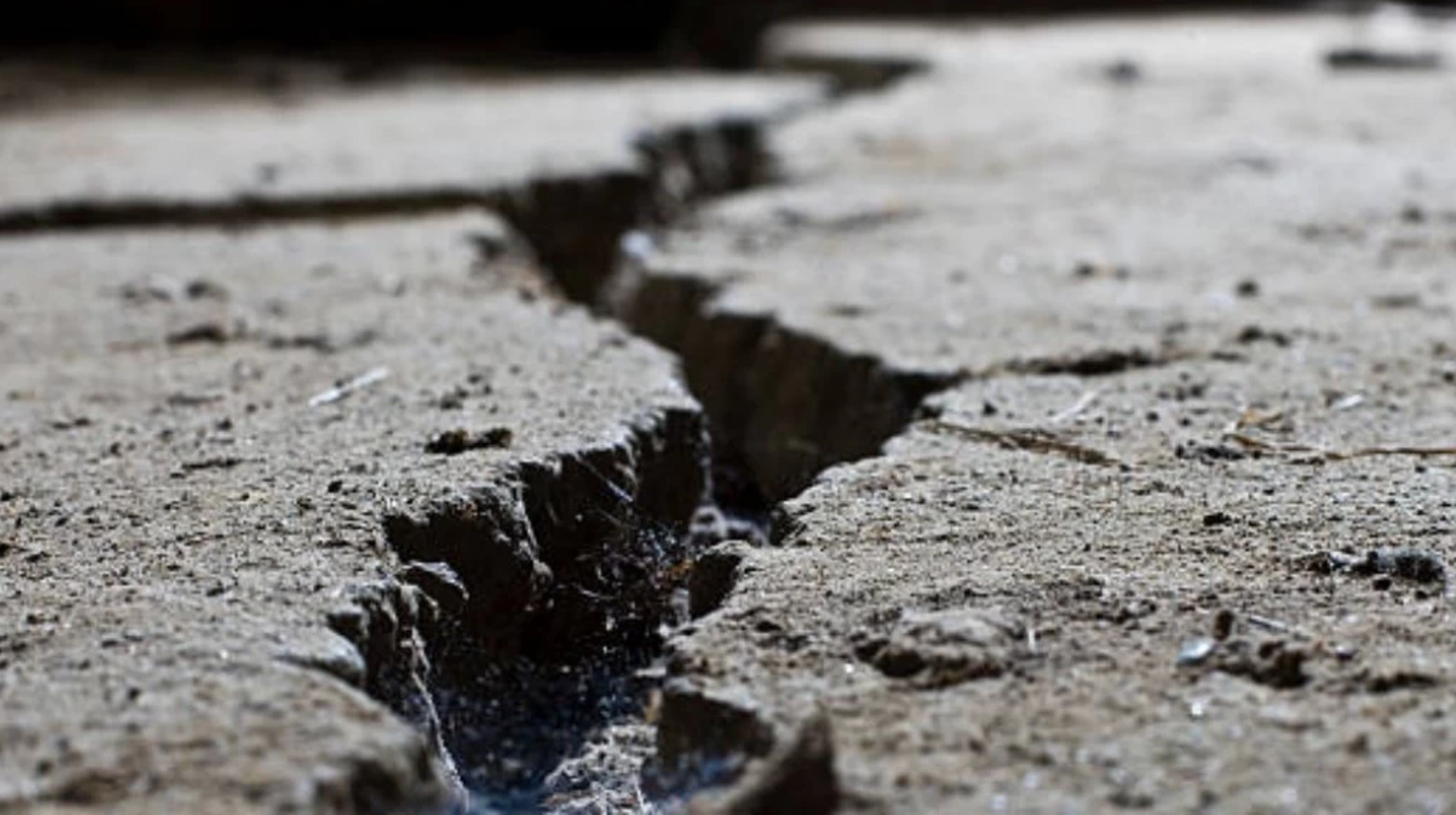 Таяу Шығыстағы елде жер сілкінді