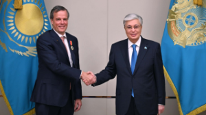 Мемлекет басшысы Wabtec президенті және бас атқарушы директорымен кездесті