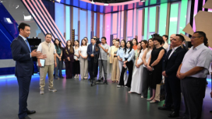 Дархан Сатыбалды Almaty TV ұжымымен кездесті