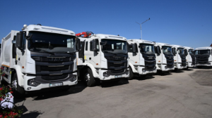 Алматыда қоқыс шығаруға арналған 50 жаңа машина берілді