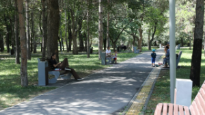 Алматыда журналистер «Гүлдер» саябағы қалай өзгеріп жатқанын көрді