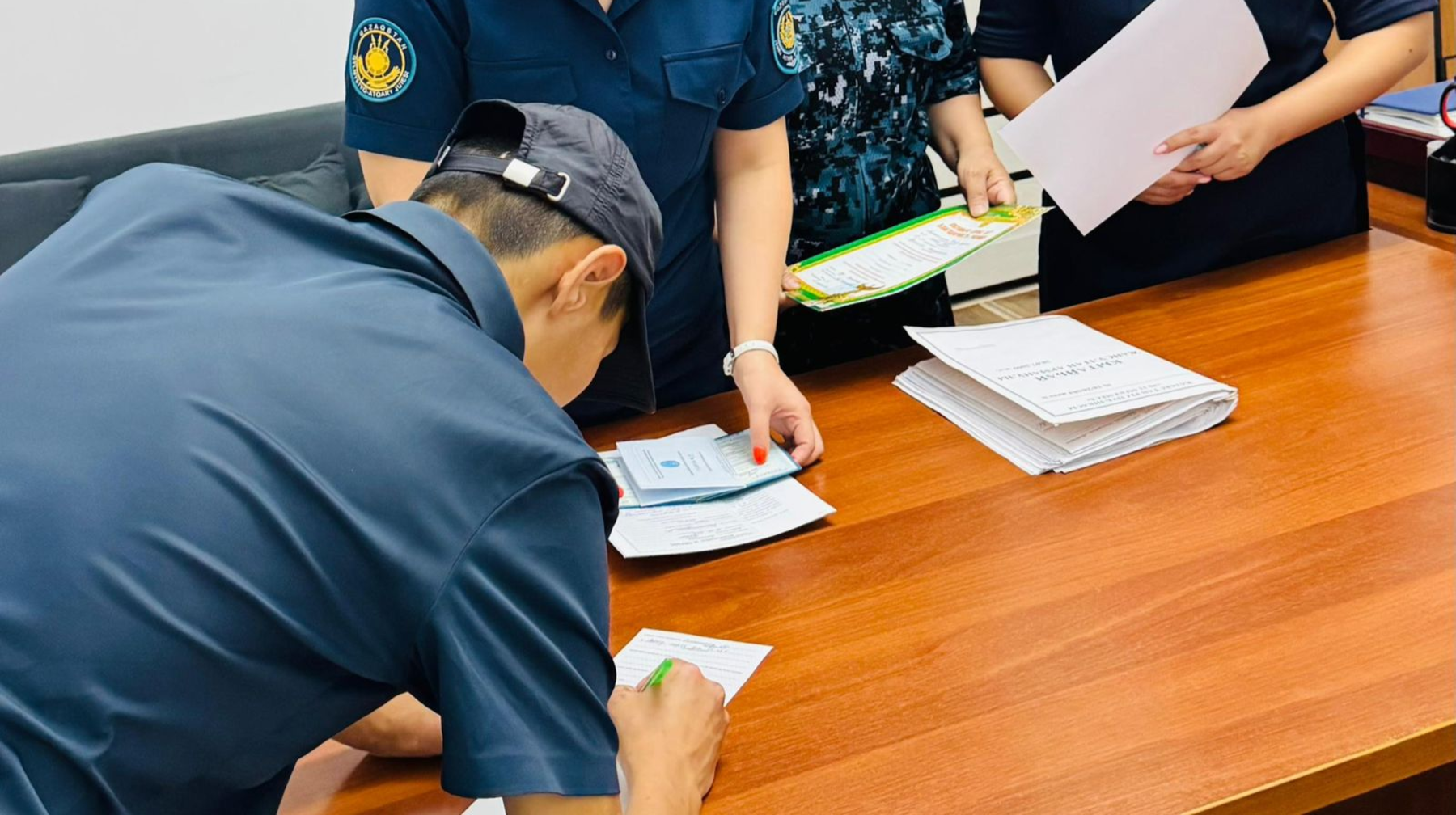 Алматыдағы балалар колониясынан рақымшылықпен алғашқы жасөспірім бостандыққа шықты