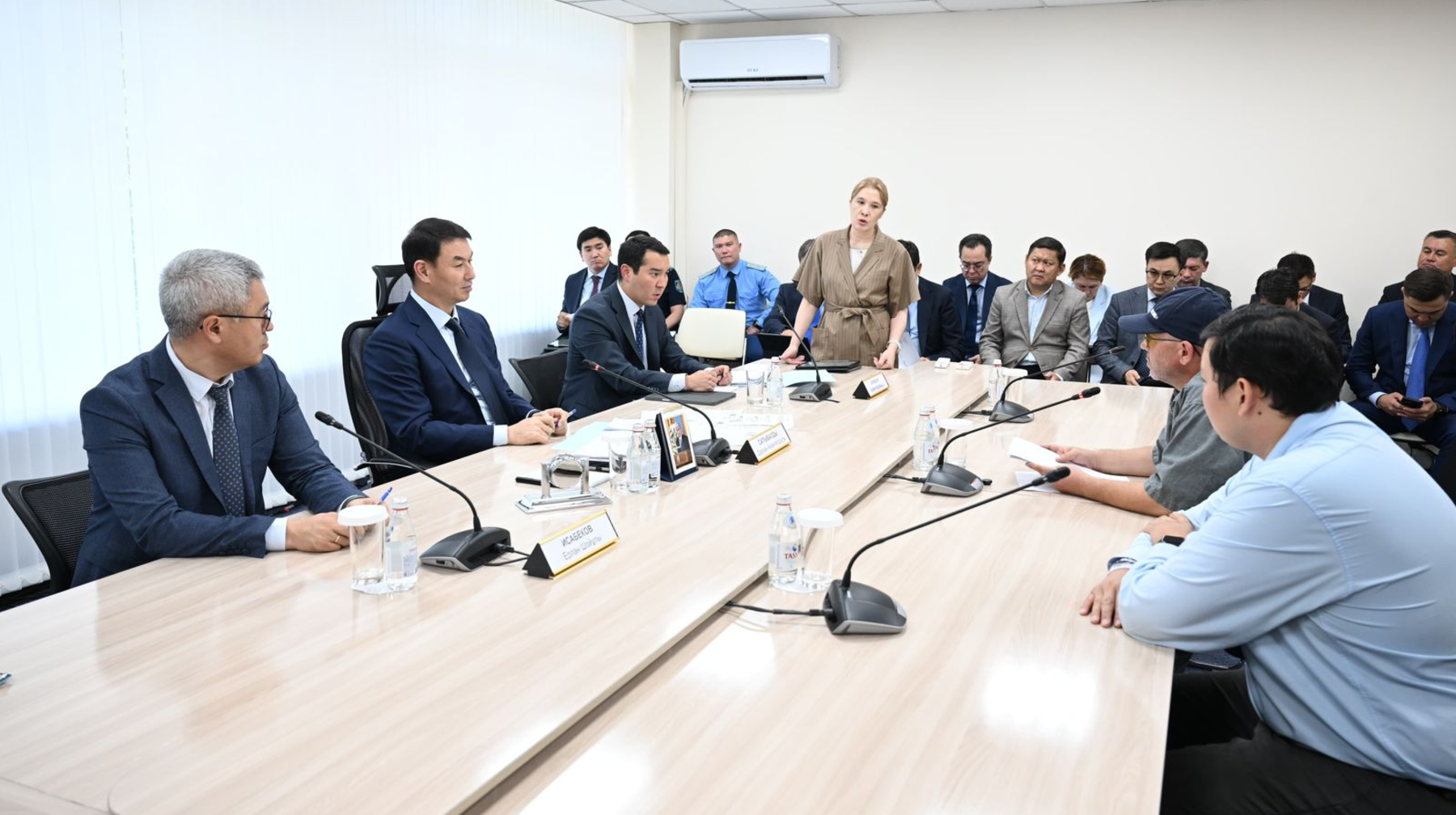 Дархан Сатыбалды Алмалы ауданындағы қазылған жерлерді қалпына келтіру жұмыстарын жеделдетуді талап етті