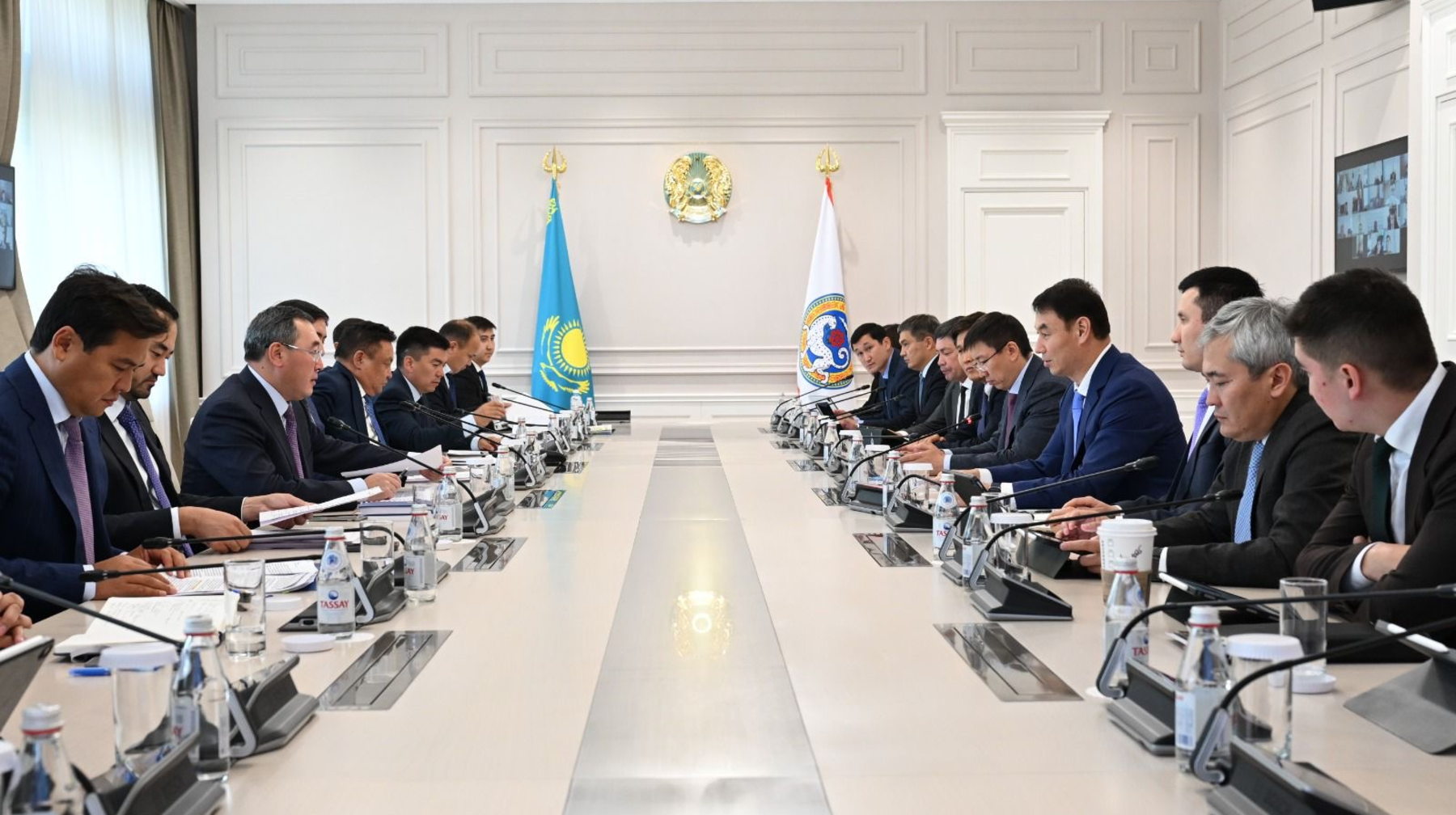 Экология, жол және туризм: Алматы агломерациясы Жергілікті кеңесінің отырысында негізгі міндеттер талқыланды