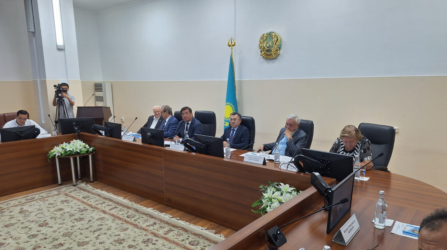 Алматыда Конституциясының 30 жылдығына орай дөңгелек үстел өтті