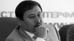 Гиннеске енген сенатор: Талғат Мұсабаев туралы не белгілі?