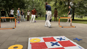 Алматыда Жастар күніне орай квест-ойыны мен әлеуметтік жобалар көрмесі өтті
