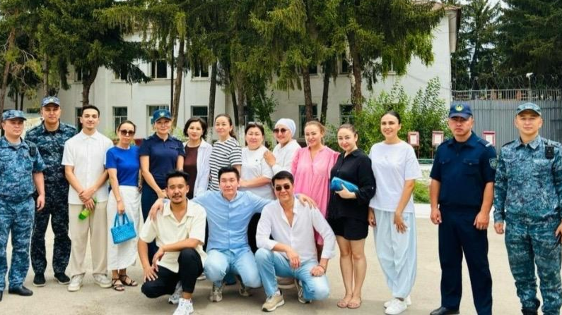 Балалар колониясына Алматының қуыршақ театры келді