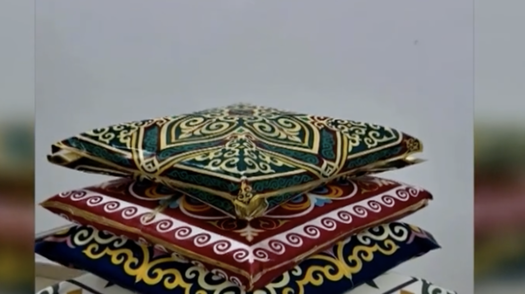  600 мың теңгелік торт: блогер мен кондитер арасында дау шықты