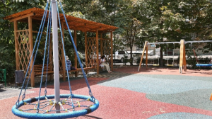 Алмалы ауданындағы аулалар «Халық қатысатын бюджет» бағдарламасы аясында жаңарып жатыр