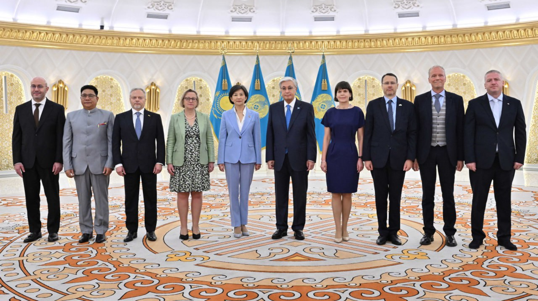  Тоқаев елшілерден сенім грамоталарын қабылдады