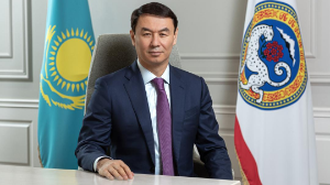 Дархан Сатыбалды алматылықтарды Конституция күнімен құттықтады