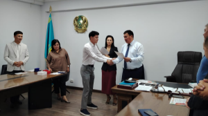 Халыққа қызмет көрсету орталығы мамандарының еңбегі бағаланды